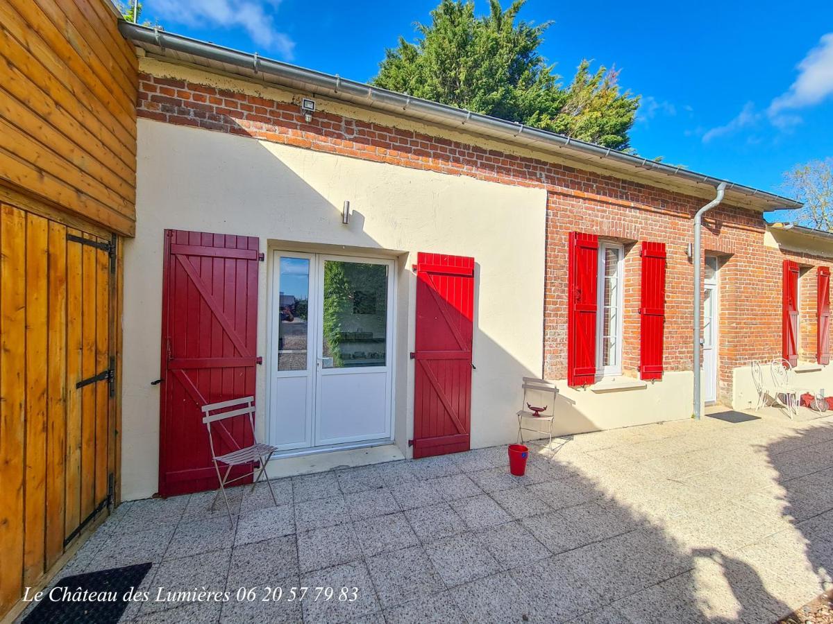 Château des Lumières Gîte et gîte insolite Saint-Blimont Esterno foto